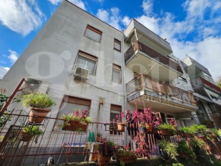 Quadrilocale in Vendita a Messina, 109'000&euro;, 125 m²