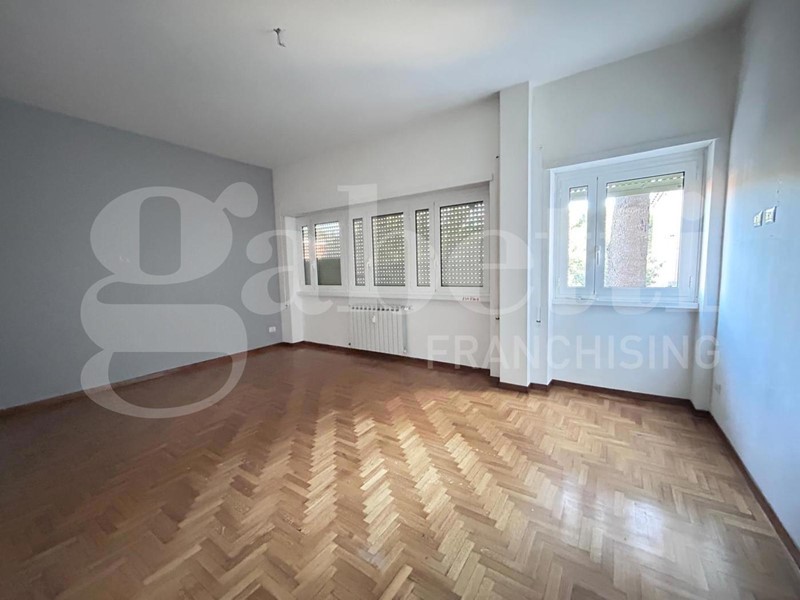 Quadrilocale in Affitto a Roma, 1'360&euro;, 136 m²