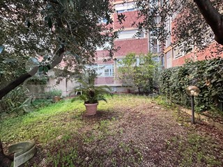 Appartamento in Affitto a Roma, 1'650&euro;, 164 m²