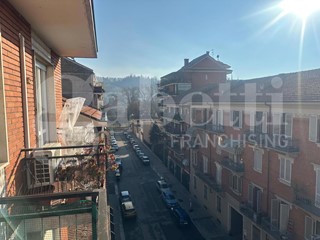 Bilocale in Vendita a Torino, 105'000&euro;, 56 m²