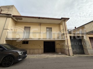 Appartamento in Vendita a Macerata Campania, 205'000&euro;, 220 m²