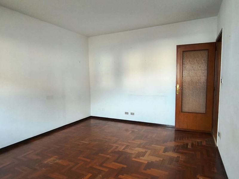 Appartamento in Vendita a Piossasco, 160'000&euro;, 120 m²