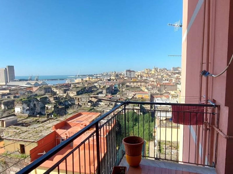 Trilocale in Vendita a Torre Annunziata, 108'000&euro;, 98 m²
