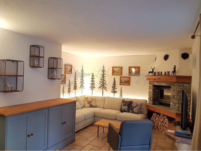 Quadrilocale in Affitto a Courmayeur, zona Dolonne, 80 m², arredato, con Box