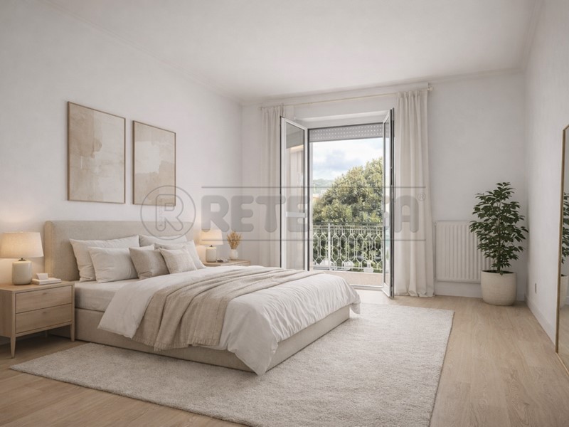 Appartamento in Vendita a Pietra Ligure, 270'000&euro;, 77 m², con Box