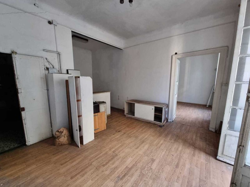 Appartamento in Vendita a Genova, 29'000&euro;, 55 m²