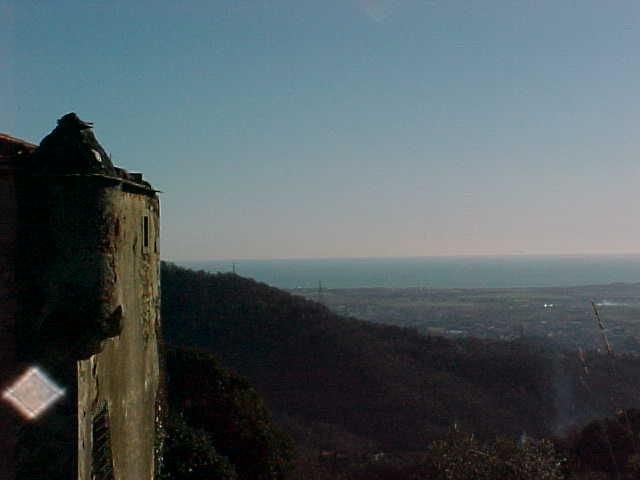 Appartamento in Vendita a Fosdinovo, 1000 m²