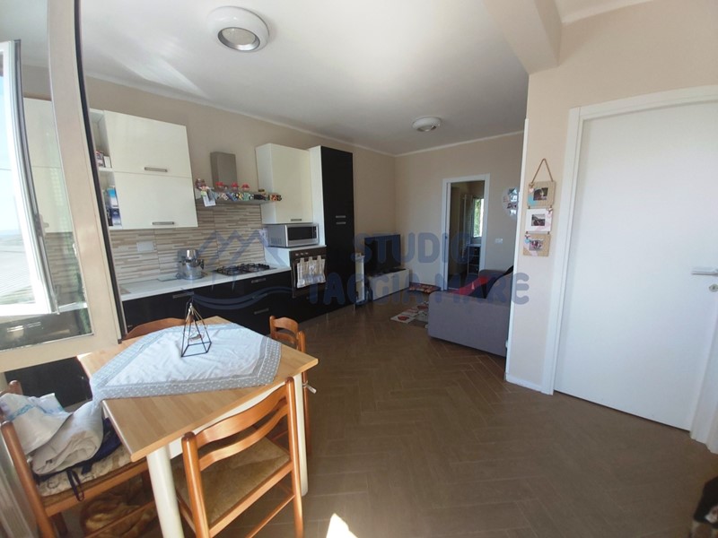 Trilocale in Vendita a Riva Ligure, 189'000&euro;, 65 m²