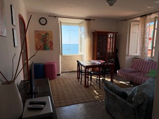 Trilocale in Vendita a Lerici, zona Tellaro, 430'000&euro;, 69 m²