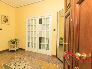Appartamento in Affitto a Genova, zona Sestri Ponente, 600&euro;, 110 m², arredato