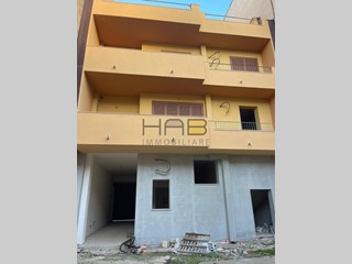 Appartamento in Vendita a Trapani, 260'000&euro;, 220 m²