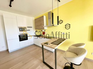 Bilocale in Affitto a Bari, 1'000&euro;, 60 m², arredato