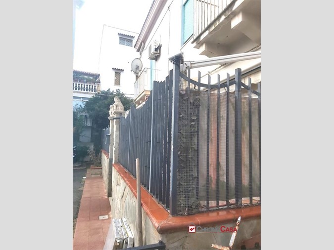 Appartamento in Vendita a Messina, 83'000&euro;, 120 m²