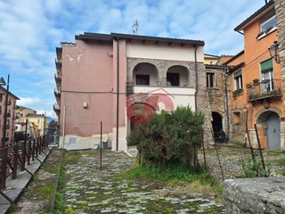 Trilocale in Affitto a Benevento, 630&euro;, 70 m²