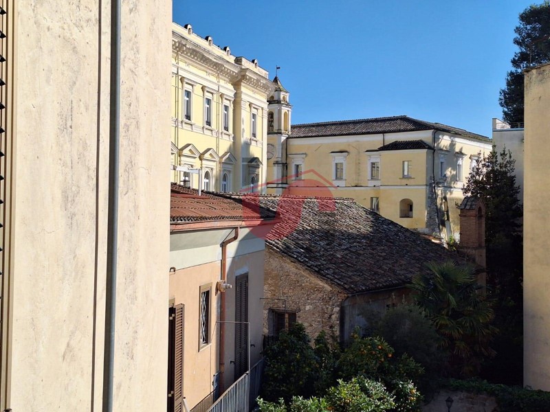 Quadrilocale in Affitto a Benevento, 550&euro;, 91 m²