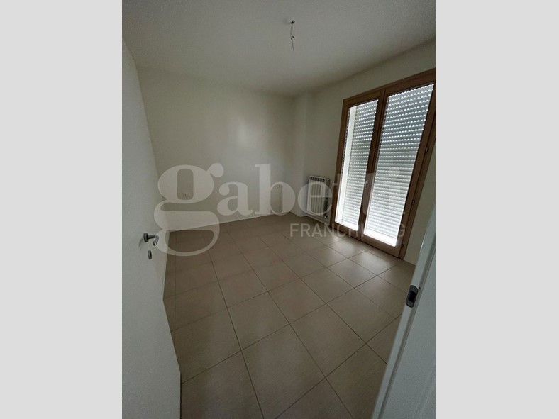 Trilocale in Vendita a Tortoreto, 207'000&euro;, 107 m², con Box