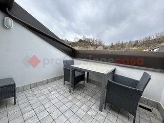 Attico in Affitto a Arona, 900&euro;, 65 m², arredato