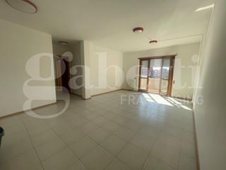 Quadrilocale in Vendita a Oristano, 195'000&euro;, 140 m²
