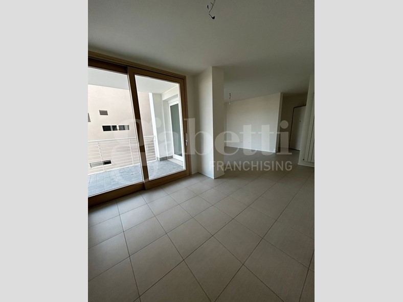 Trilocale in Vendita a Tortoreto, 241'000&euro;, 121 m², con Box