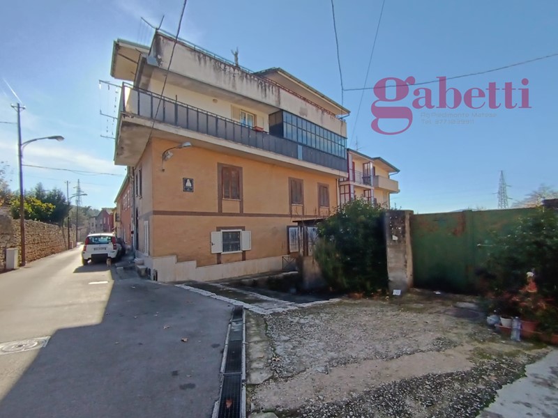 Trilocale in Vendita a Piedimonte Matese, 32'000&euro;, 65 m²