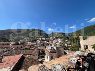 Appartamento in Vendita a Piedimonte Matese, 95'000&euro;, 250 m²