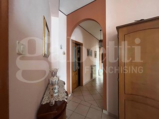 Quadrilocale in Vendita a Piedimonte Matese, 115'000&euro;, 106 m², con Box