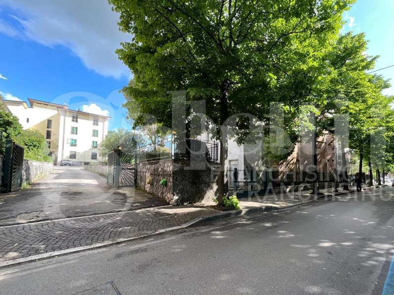 Trilocale in Vendita a Piedimonte Matese, 158'000&euro;, 95 m², arredato, con Box