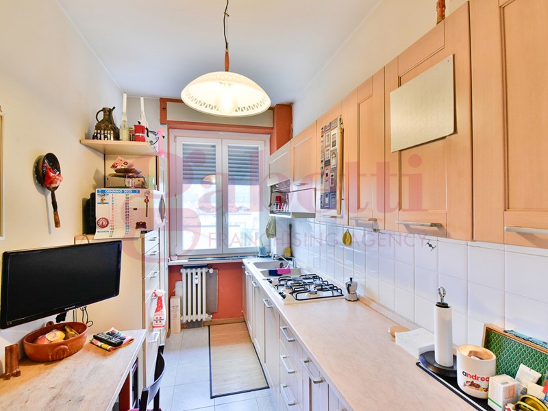 Trilocale in Vendita a Mariano Comense, 134'000&euro;, 110 m²