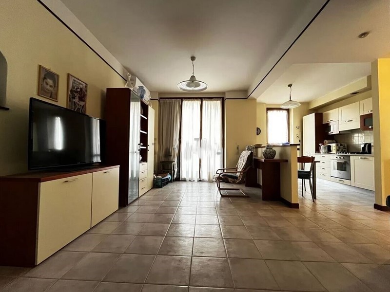 Appartamento in Vendita a Sarzana, zona Sarzanello, 200'000&euro;, 128 m²