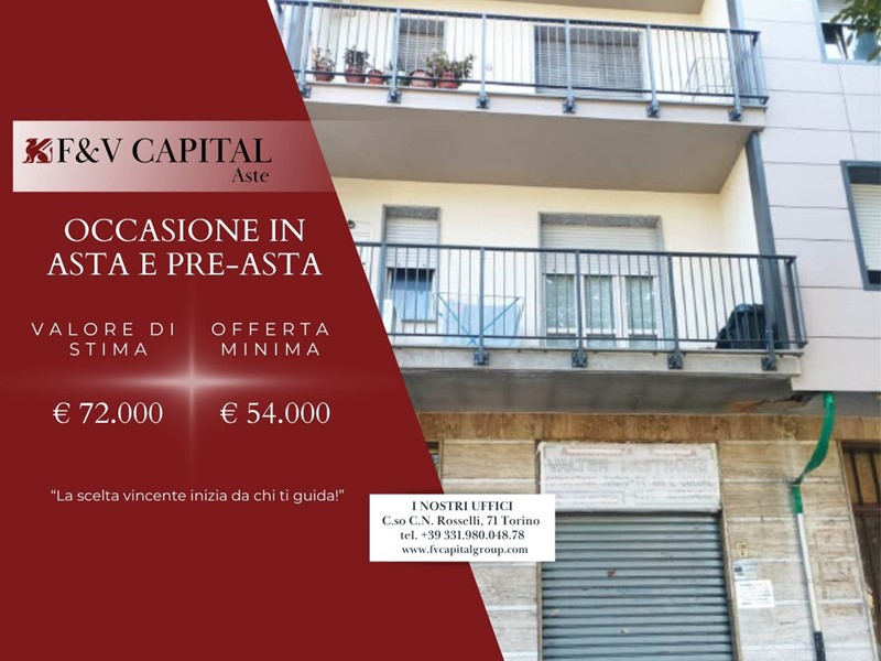 Bilocale in Vendita a Torino, 54'000&euro;, 58 m²
