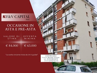 Quadrilocale in Vendita a Chieri, 63'000&euro;, 94 m²