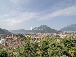 Quadrilocale in Affitto a Lecco, 1'000&euro;, 135 m²