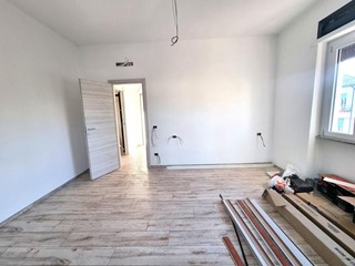 Appartamento in Vendita a Viareggio, 360'000&euro;, 115 m²