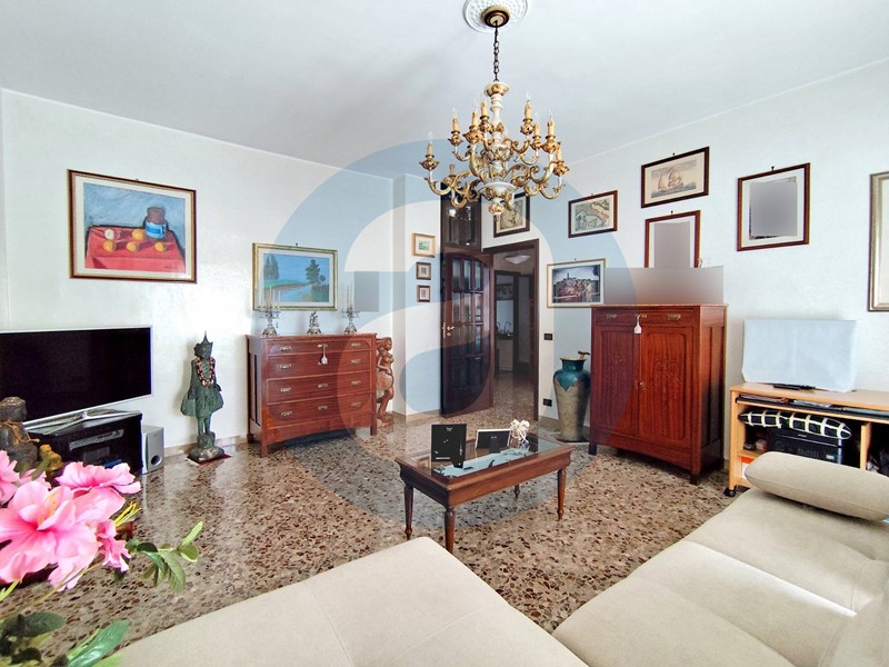 Trilocale in Vendita a Bari, 188'000&euro;, 100 m²