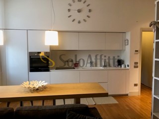 Bilocale in Affitto a Trieste, zona Piazza UnitÃ  d'Italia, 1'500&euro;, 75 m², arredato