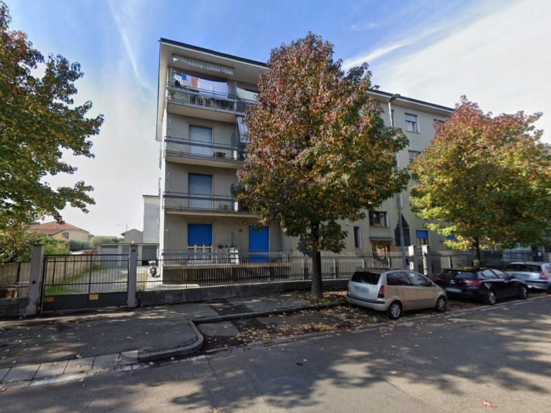 Quadrilocale in Vendita a Caponago, 89'400&euro;, 95 m², con Box