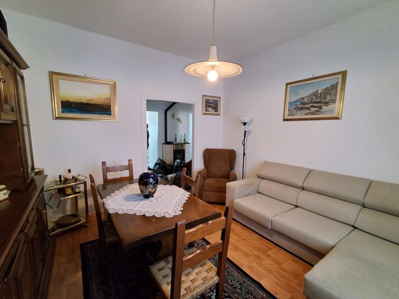 Quadrilocale in Vendita a Massa, 145'000&euro;, 70 m², arredato