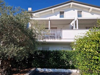 Trilocale in Vendita a Montignoso, zona Cinquale, 448'000&euro;, 80 m²