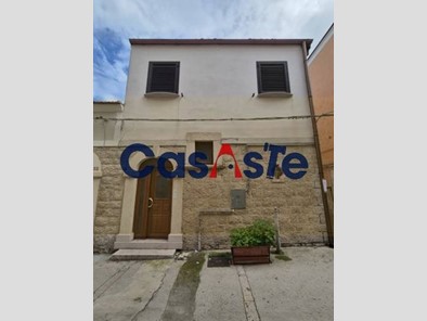 Quadrilocale in Vendita a Minervino Murge, 11'025&euro;, 74 m²