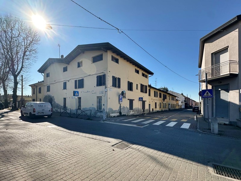 Trilocale in Vendita a Brugherio, 169'000&euro;, 90 m²