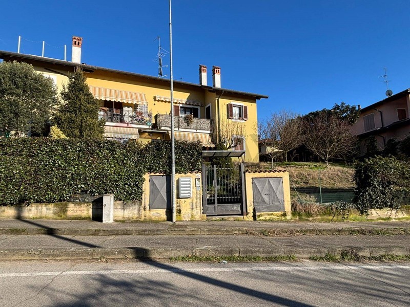 Bilocale in Vendita a Robecco sul Naviglio, 143'500&euro;, 78 m²