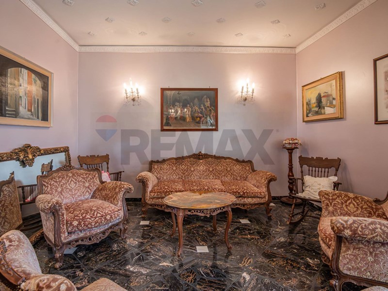 Appartamento in Vendita a Siracusa, 210'000&euro;, 201 m²