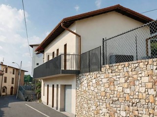 Trilocale in Vendita a Sotto il Monte Giovanni XXIII, 155'000&euro;, 95 m²