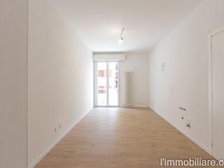 Bilocale in Vendita a Verona, 240'000&euro;, 55 m²