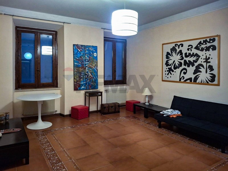 Trilocale in Affitto a Frosinone, 400&euro;, 50 m²