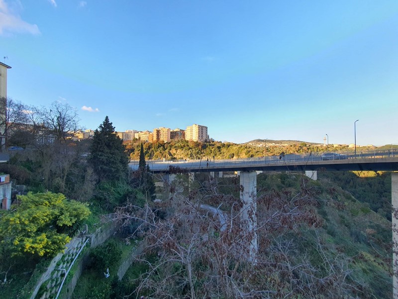 Bilocale in Vendita a Catanzaro, 40'000&euro;, 60 m²