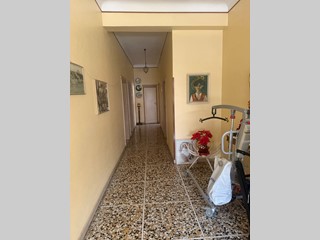 Appartamento in Vendita a San Benedetto del Tronto, 250'000&euro;, 208 m²