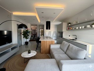 Appartamento in Vendita a Giarre, 219'000&euro;, 155 m²