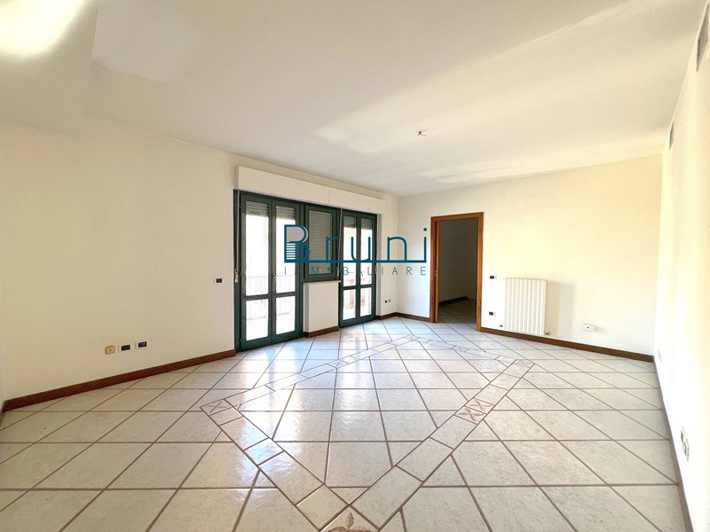 Appartamento in Vendita a San Benedetto del Tronto, 280'000&euro;, 110 m²
