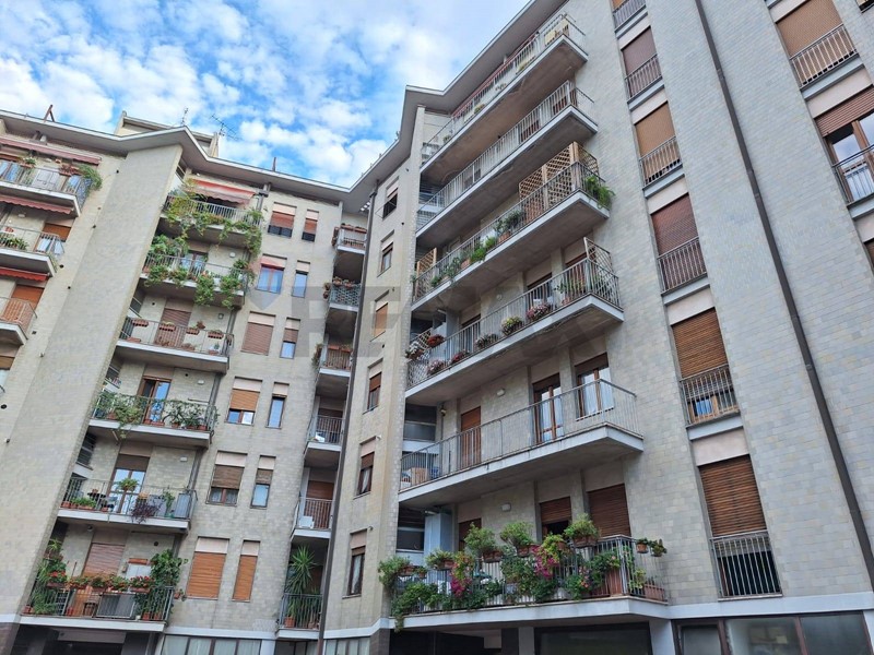 Appartamento in Affitto a Perugia, 1'100&euro;, 145 m²